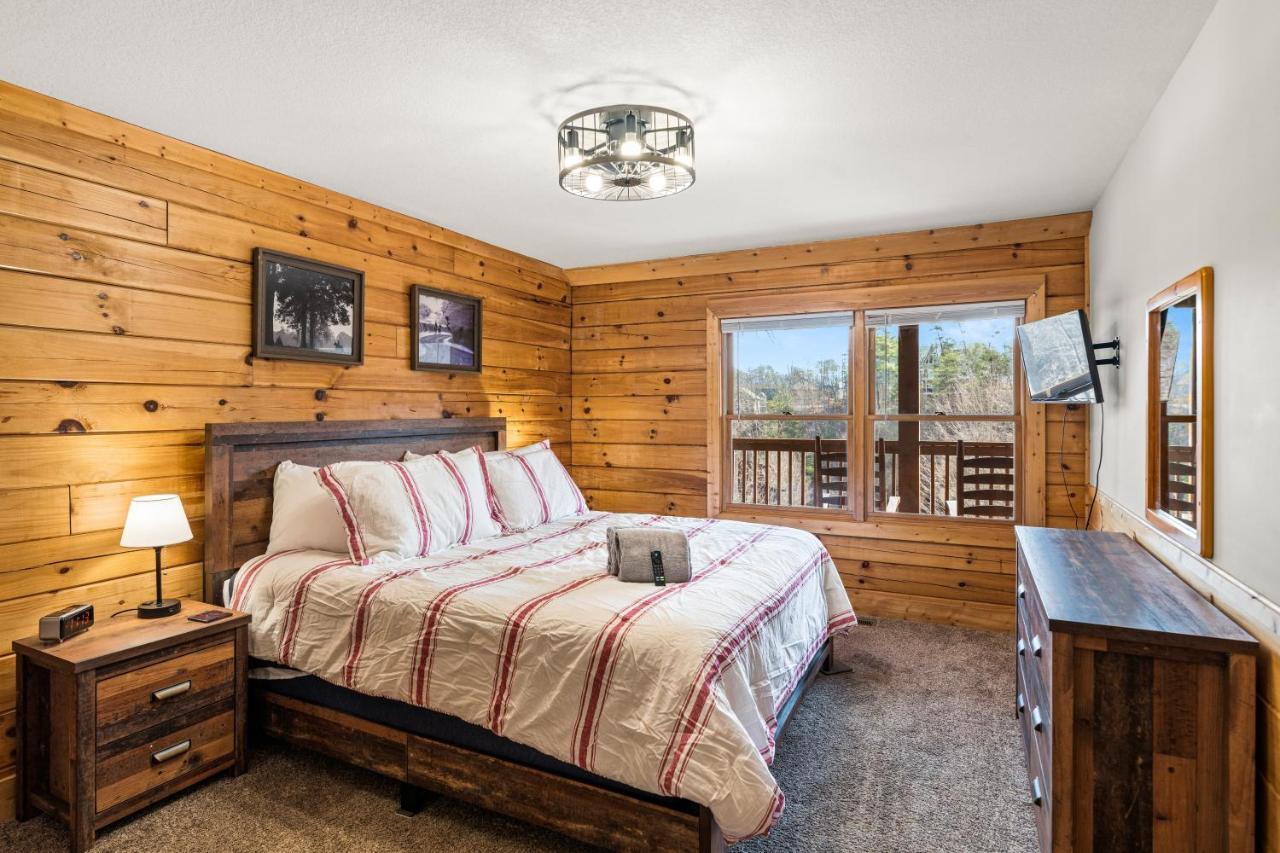 The Sly Fox - Recently Updated/ Ideal Pf Location Pigeon Forge Exteriér fotografie